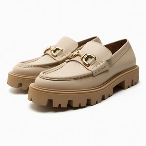 Buckle Leather lug sole Loafers